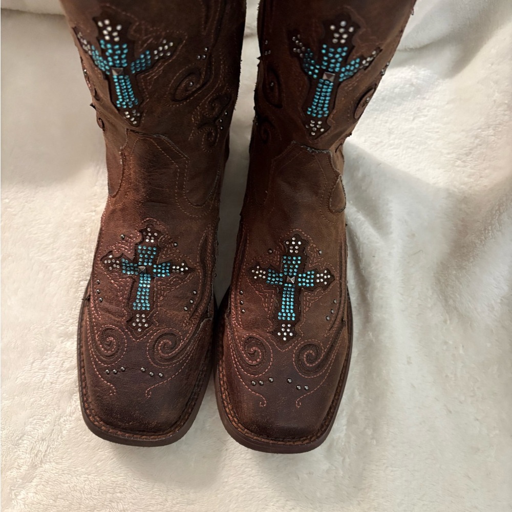Roper Brown Leather Cowboy Boots with Turquoise Cross Accents